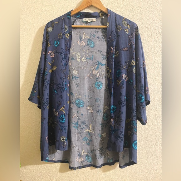 Blue Floral Wallflower Short Sleeve Kimono - Picture 1 of 5